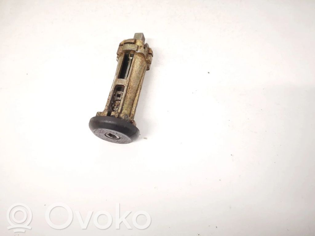Ford Mondeo MK I Wkładka zamka drzwi przednich 