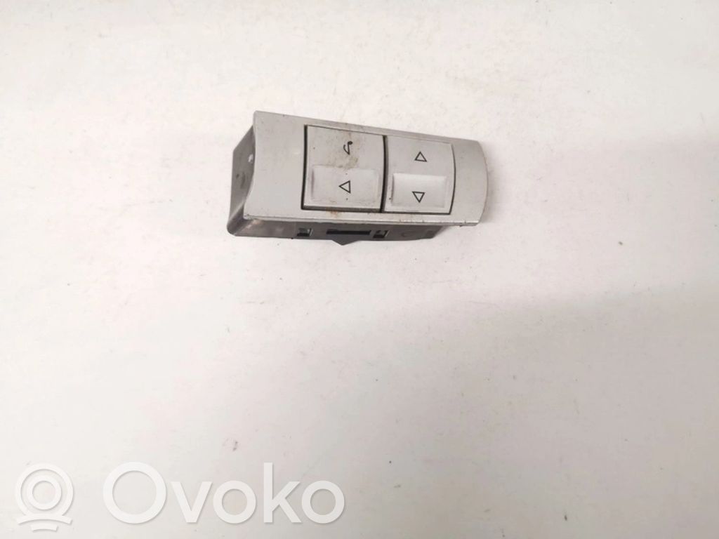 Przełącznik / Przycisk kierownicy   0UZ57XZAAC,1076B,0UZ57XZAAC,1076B,39754D