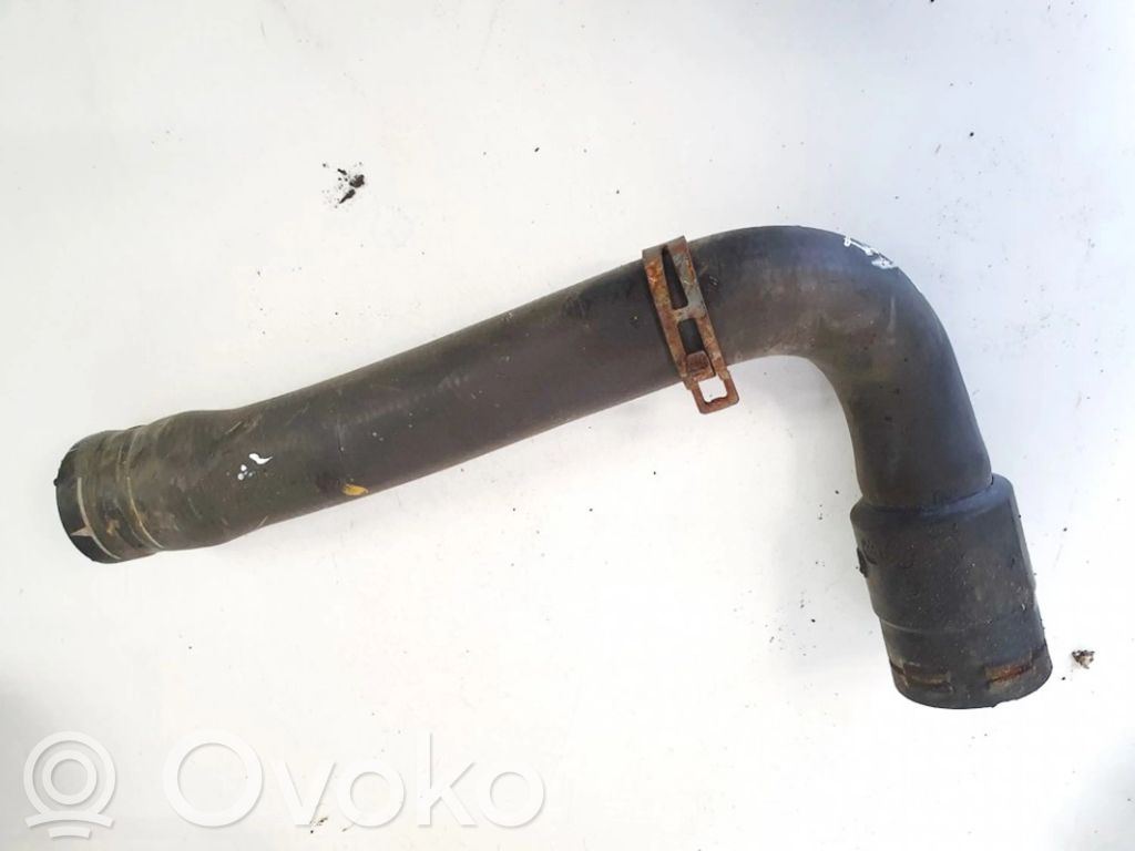 Volkswagen PASSAT B5.5 Tubo flessibile del liquido di raffreddamento del motore 