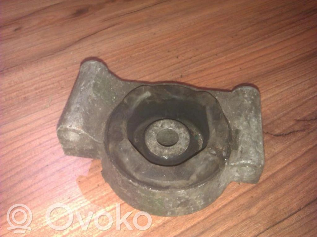 Moottorin kiinnikekorvake   893399151F,893399151F