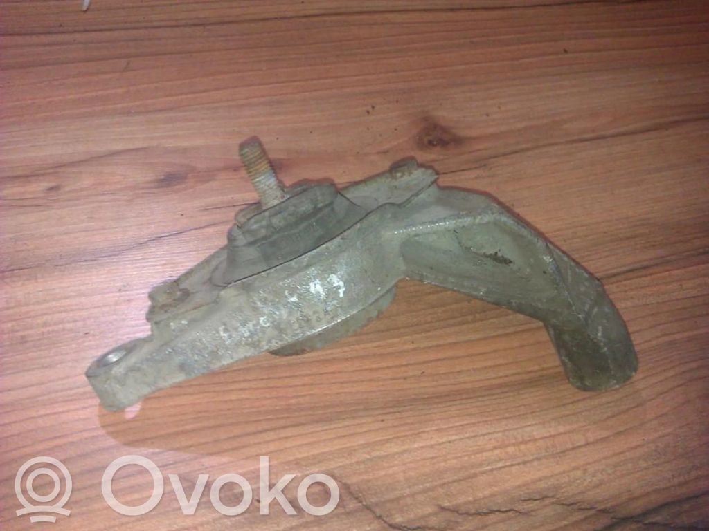 Engine mount bracket   94AB6B049,94AB6B049