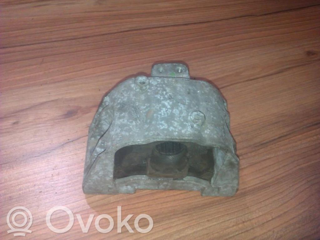 Volkswagen Golf IV Suport tampon motor 