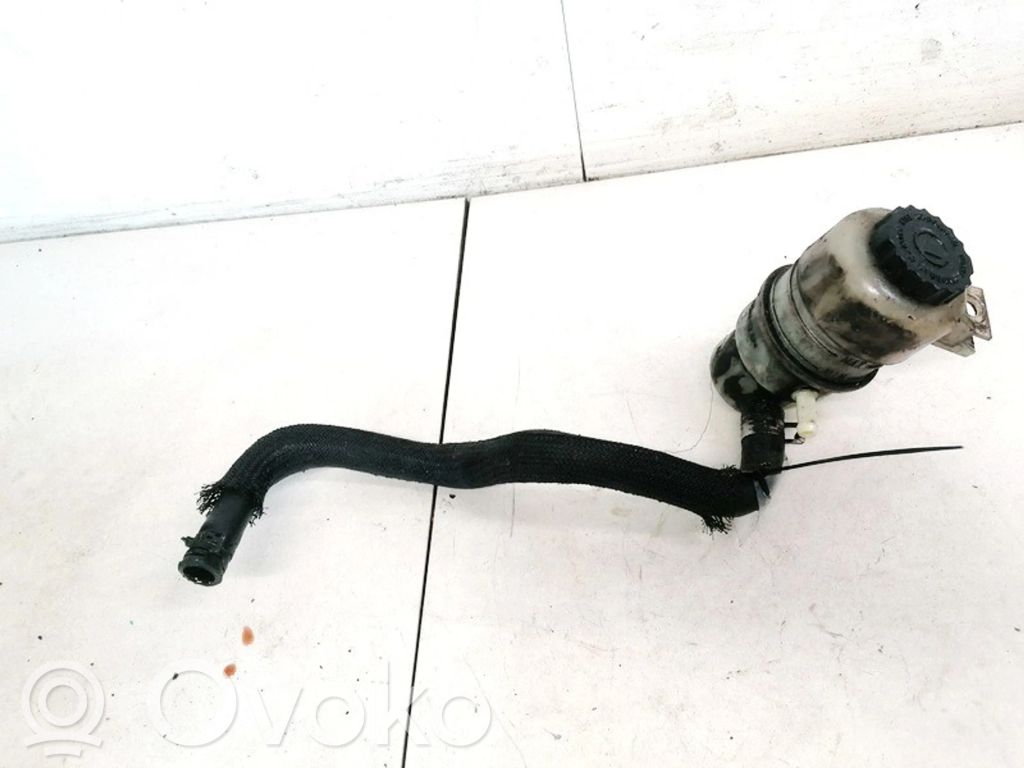 Rezervor lichid servodirecție