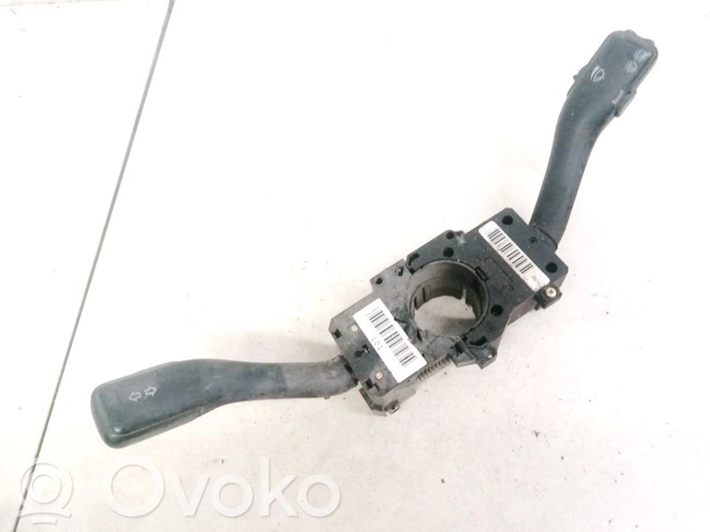 Volkswagen Golf IV Interruptor/palanca de limpiador de luz de giro