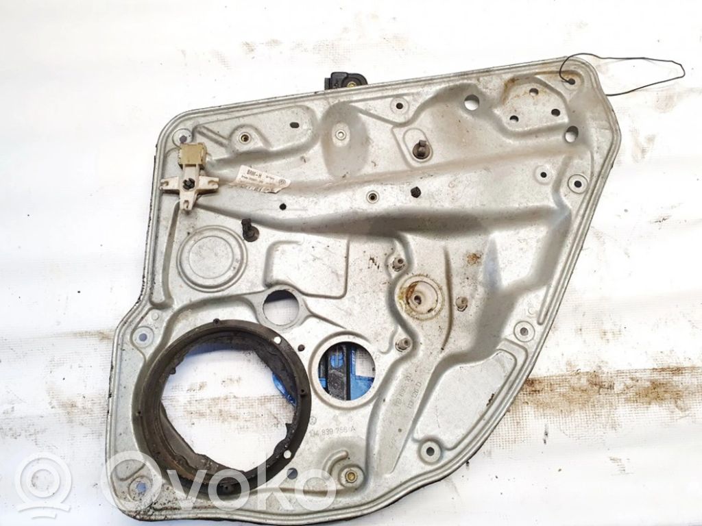 Volkswagen Golf IV Alzacristalli del portellone scorrevole con motorino