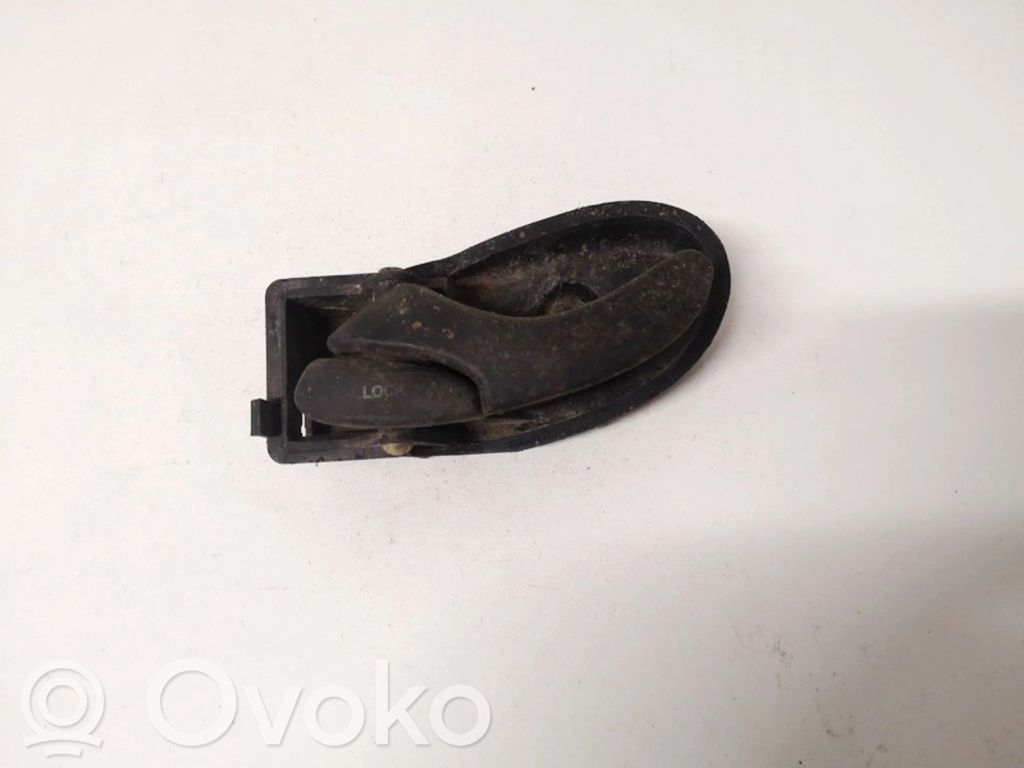 Ford Focus Manecilla interna puerta delantera 