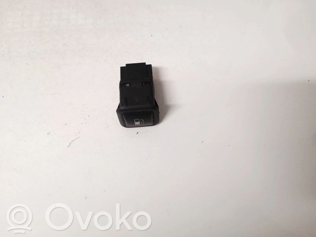 Volkswagen Golf IV Interruttore apertura sportello carburante