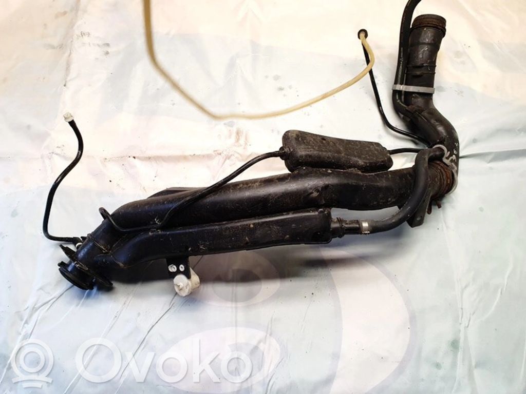 Peugeot 406 Rura wlewu paliwa 