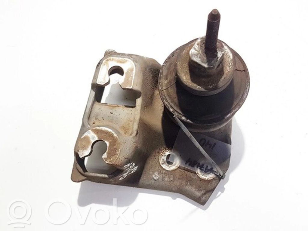 Engine mount bracket   STDR,RF023001,RF023001,STDR