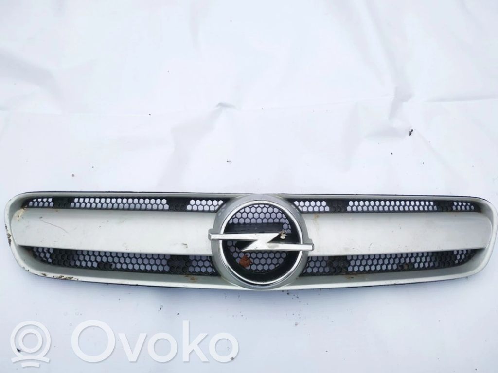 Opel Signum Griglia anteriore