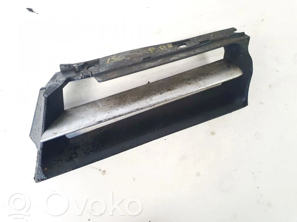 Alfa Romeo 156 Griglia anteriore 