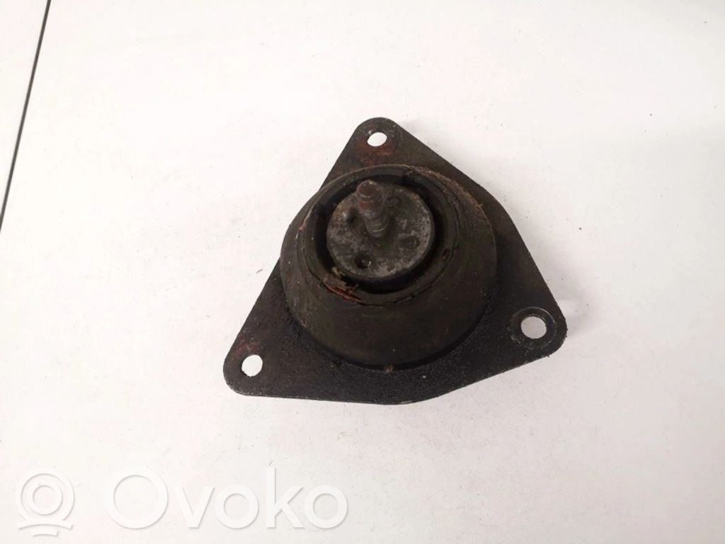 Renault Espace III Engine mount bracket 