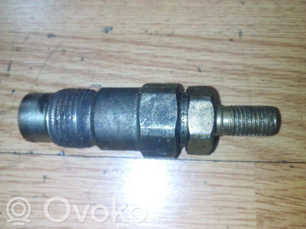 Inyector de combustible   71A1361,71A1361