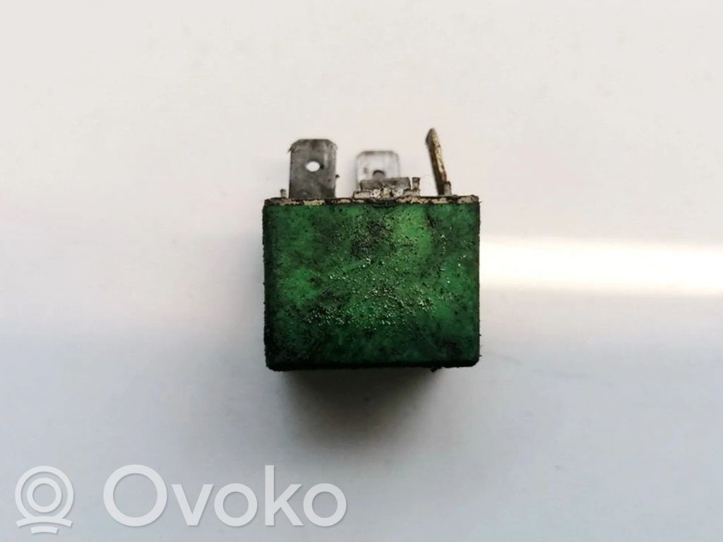 Otros relés   12V25A03601,12V25A03601