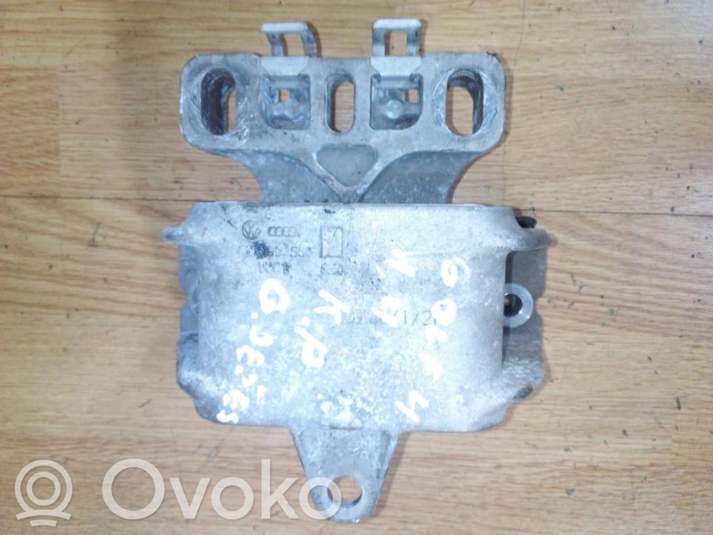 Volkswagen Golf IV Supporto di montaggio del motore