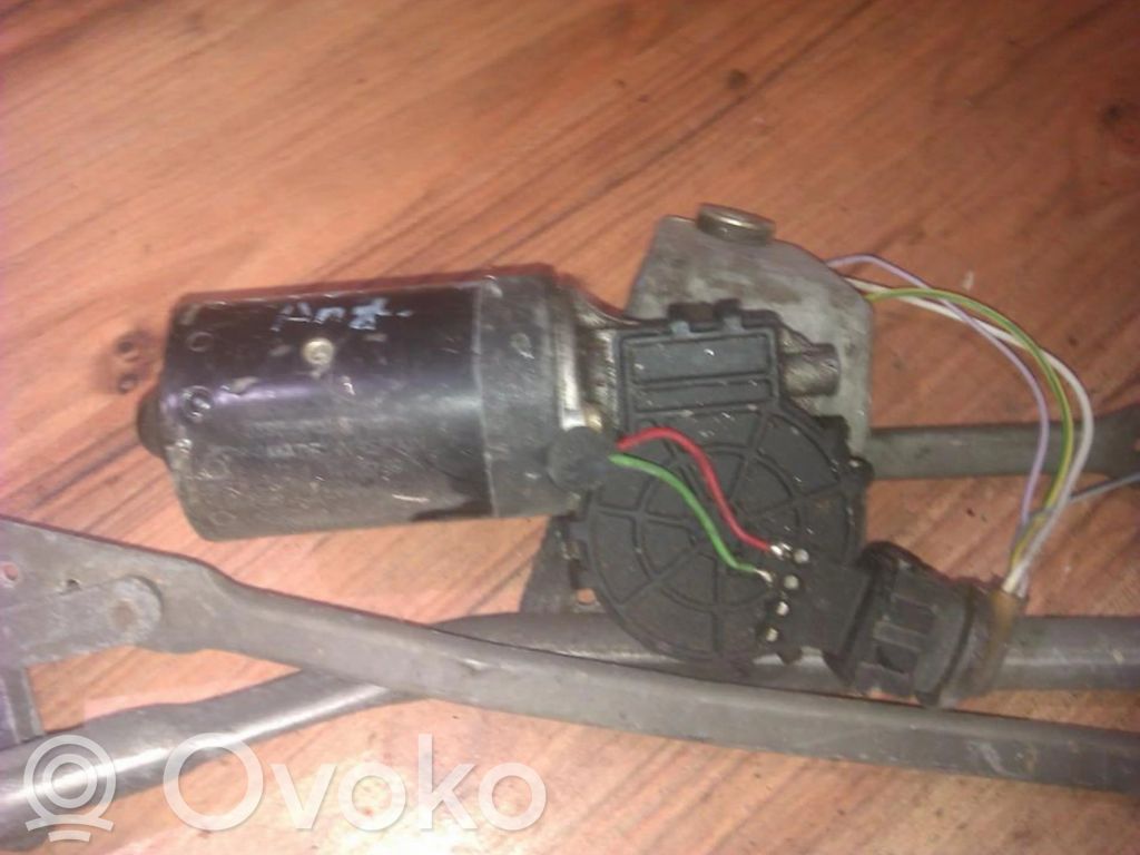 Peugeot 206 Silniczek wycieraczek szyby przedniej / czołowej 