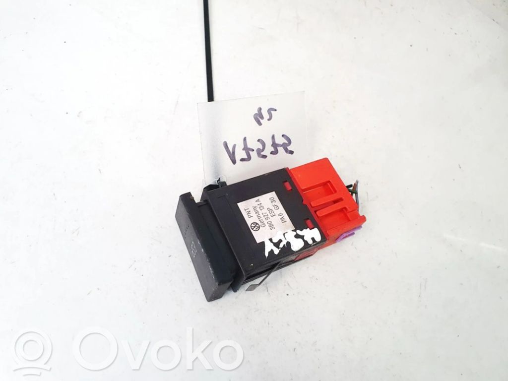 Bouton interrupteur programme de stabilité ESP   3B0927134A,3B0927134A