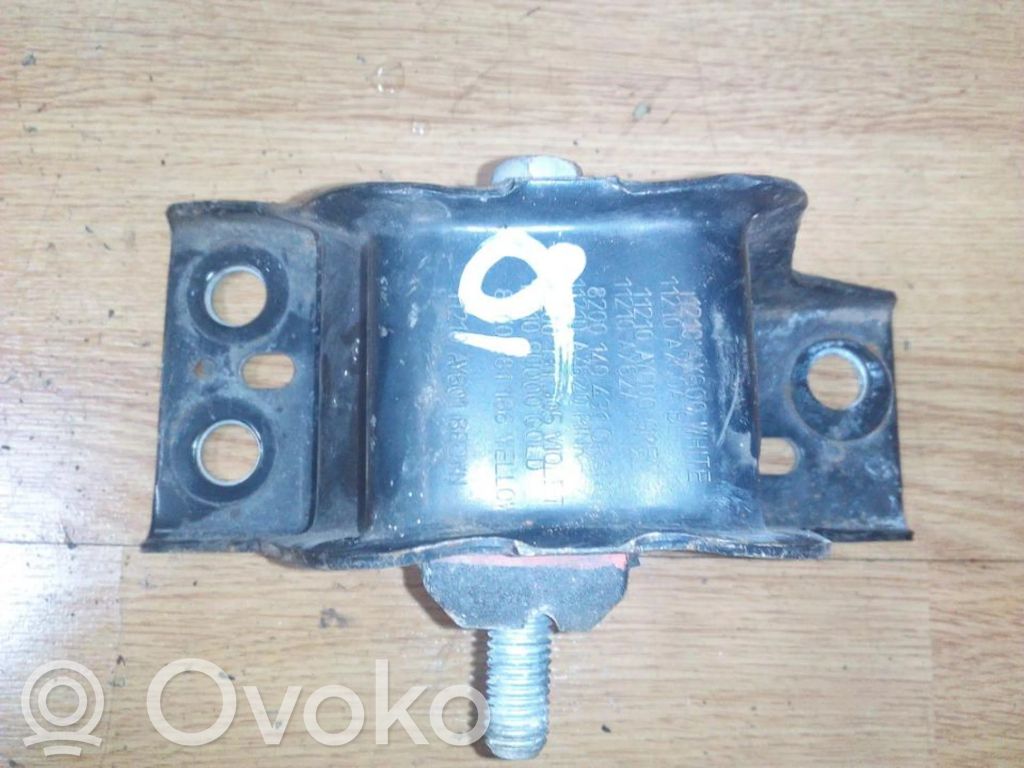 Nissan Micra Engine mount bracket 