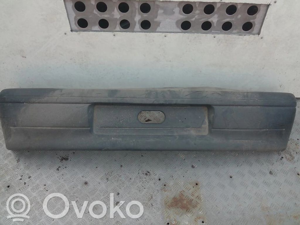 Renault Clio I Bamperis 