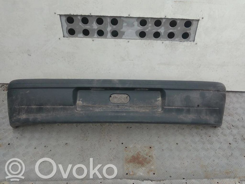 Renault Clio I Bamperis 