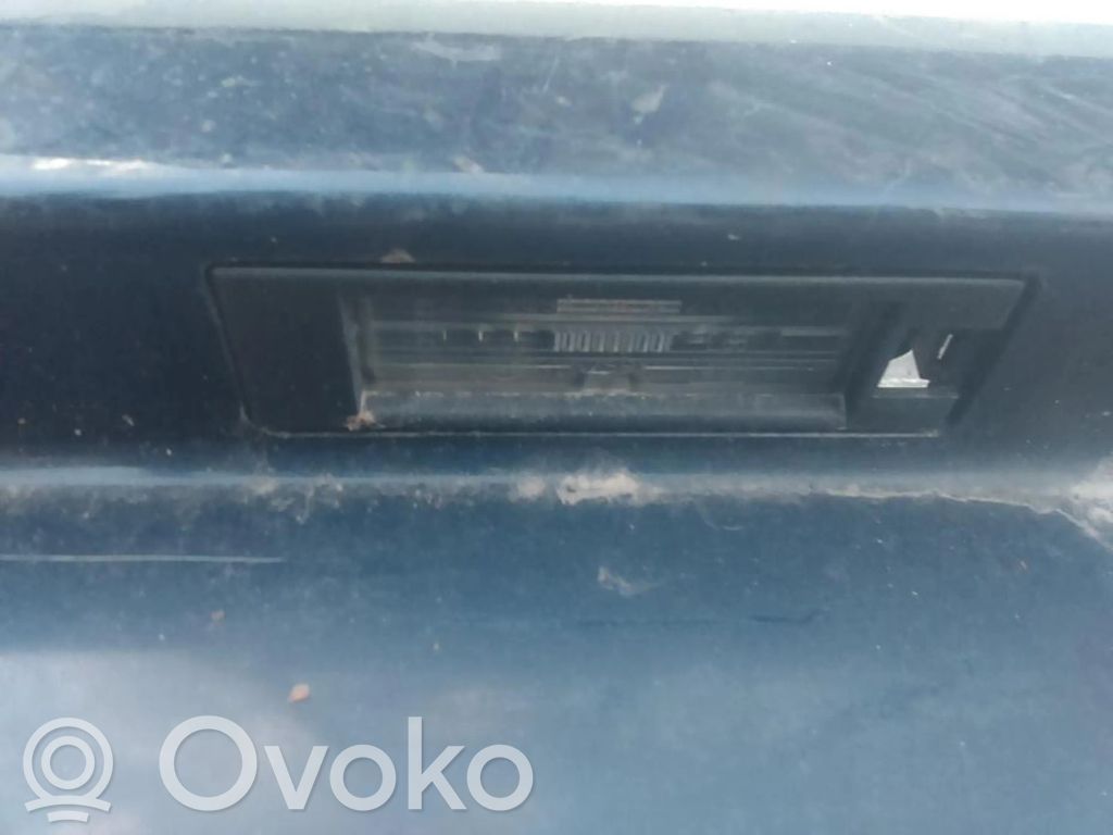 Éclairage de plaque d'immatriculation