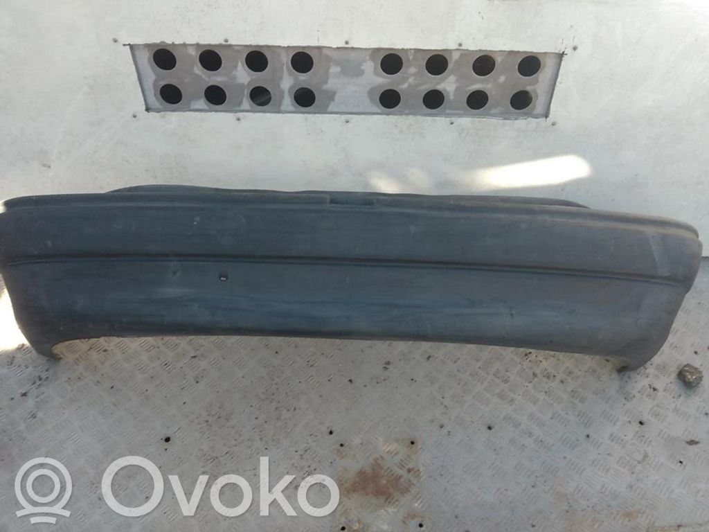 Opel Astra F Parachoques 