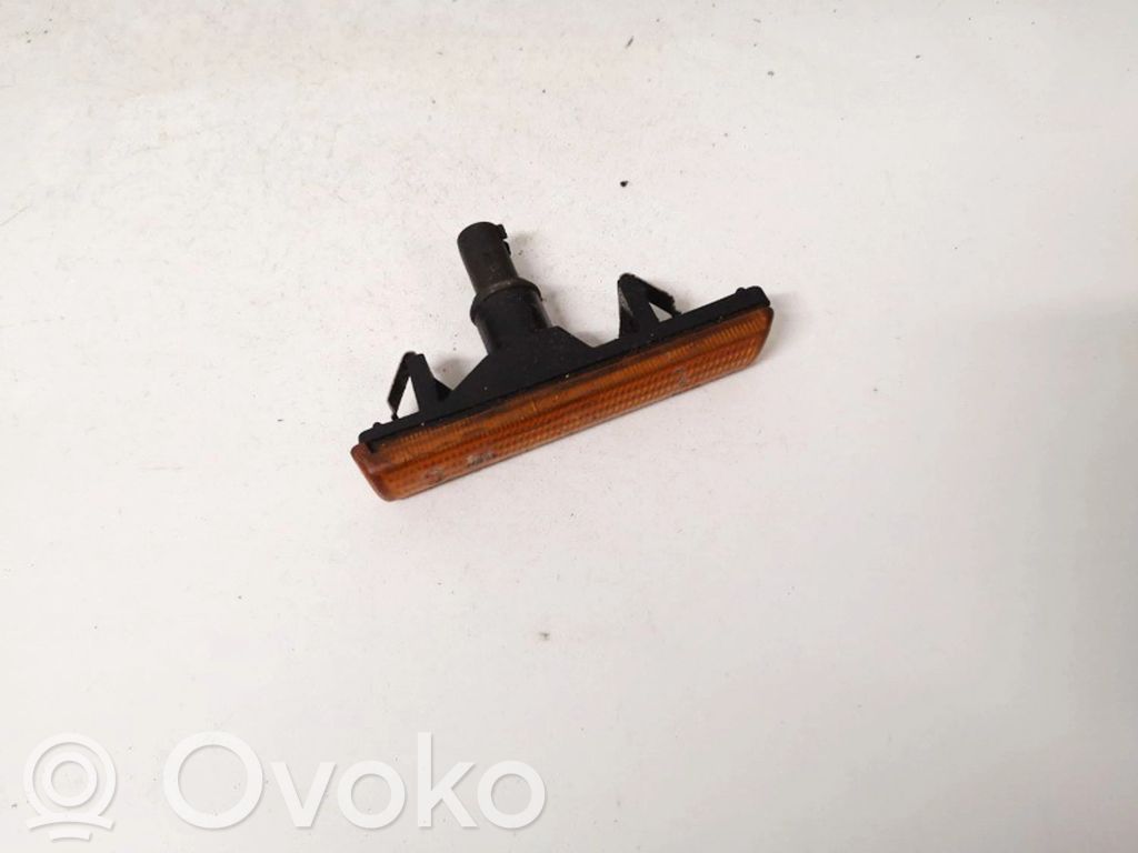 BMW 7 E38 Seitenblinker 