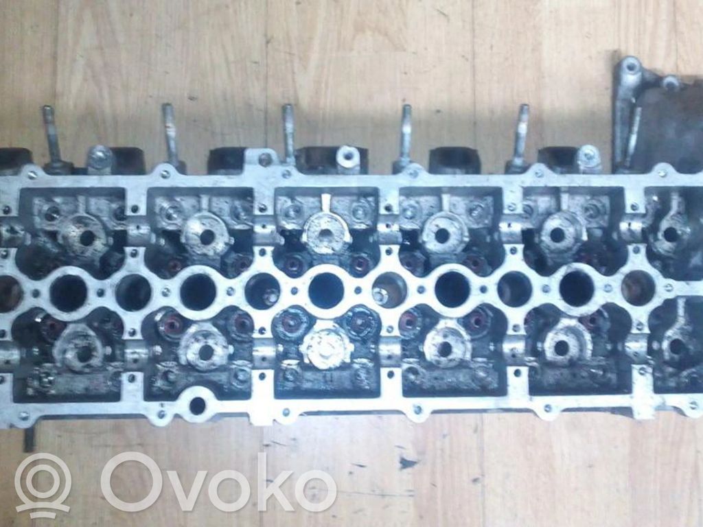 BMW 5 E39 Chiulasă motor 