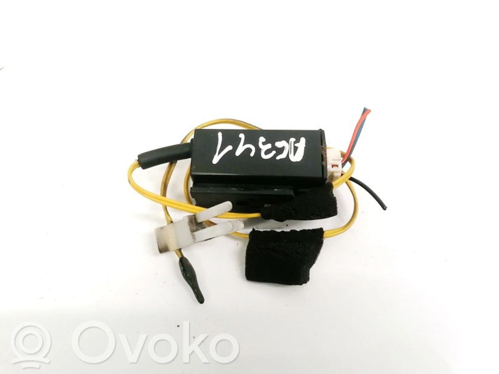 Volvo S40, V40 Sensor de temperatura interna/externa 