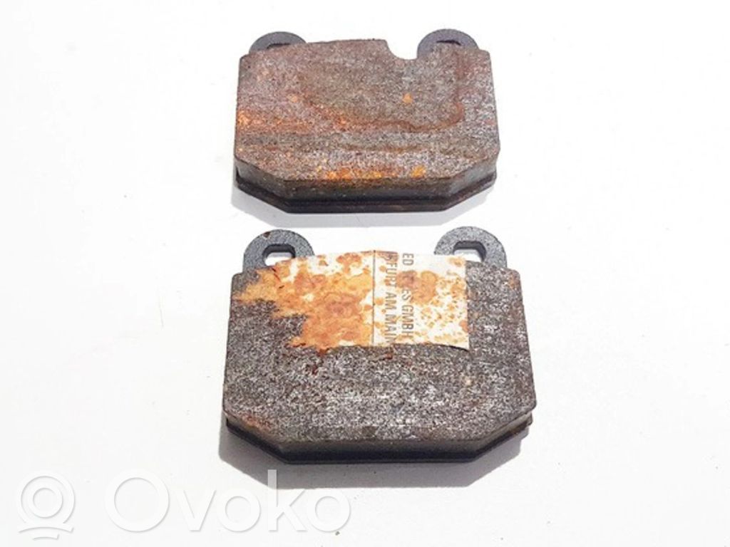 BMW 3 E21 Brake pads (front) 