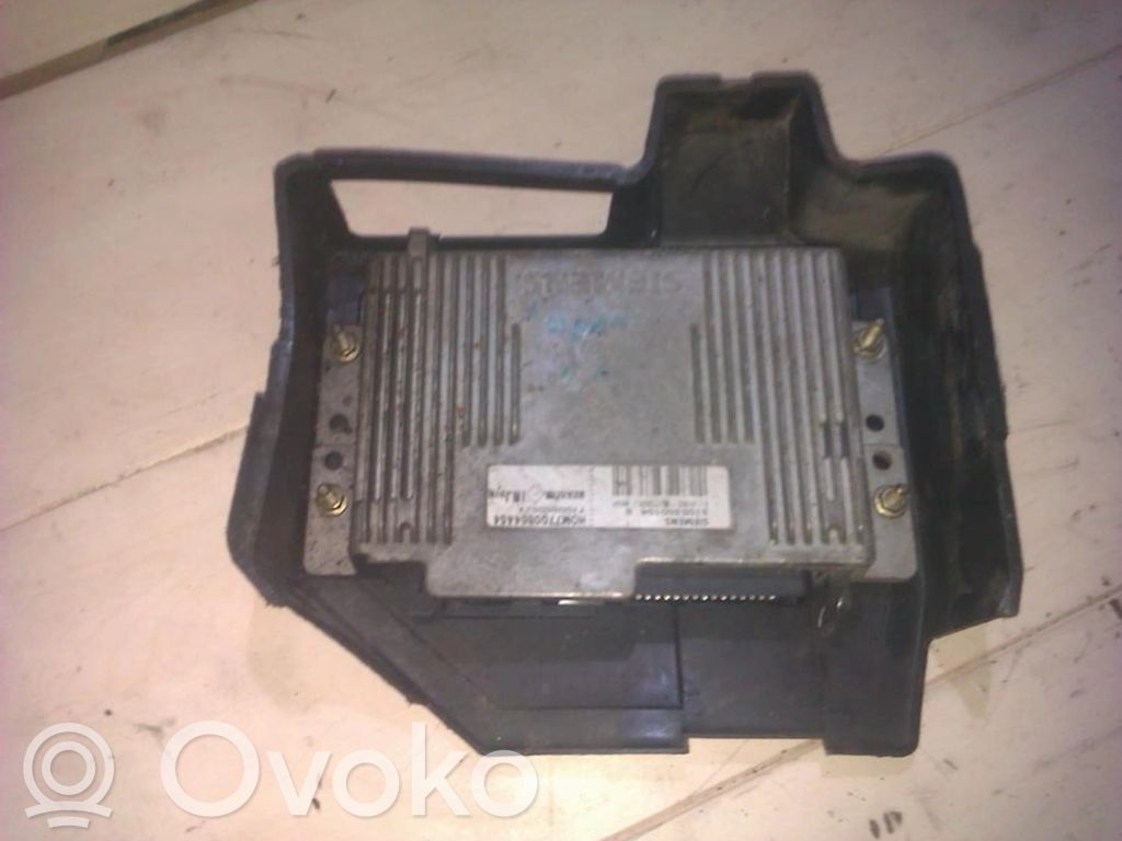 Renault Megane I Engine control unit/module 