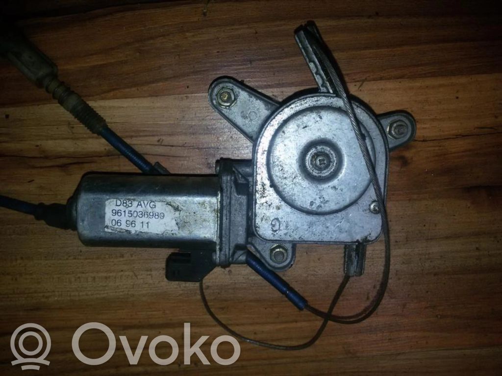 Peugeot 406 Moteur de lève-vitre de porte avant 