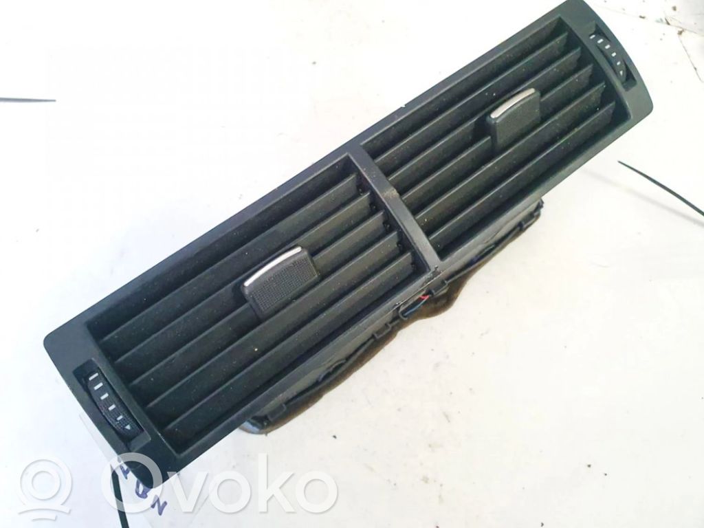 Audi A4 S4 B6 8E 8H Griglia di ventilazione centrale cruscotto 