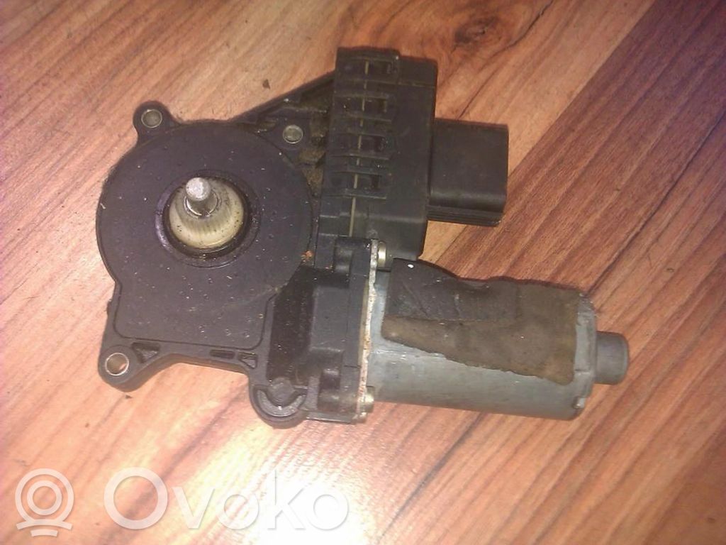 Ford Mondeo Mk III Silniczek podnośnika szyby drzwi