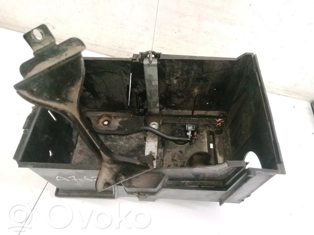 Volvo S40 Podstawa / Obudowa akumulatora 