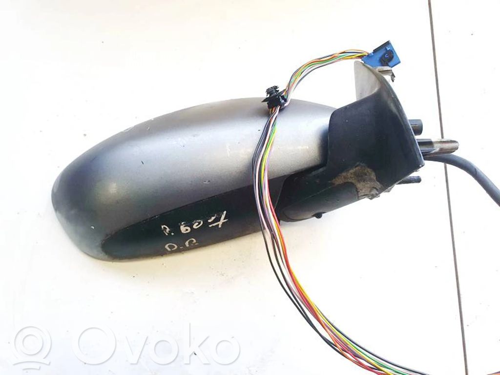 Peugeot 607 Oglindă electrică ușă față 