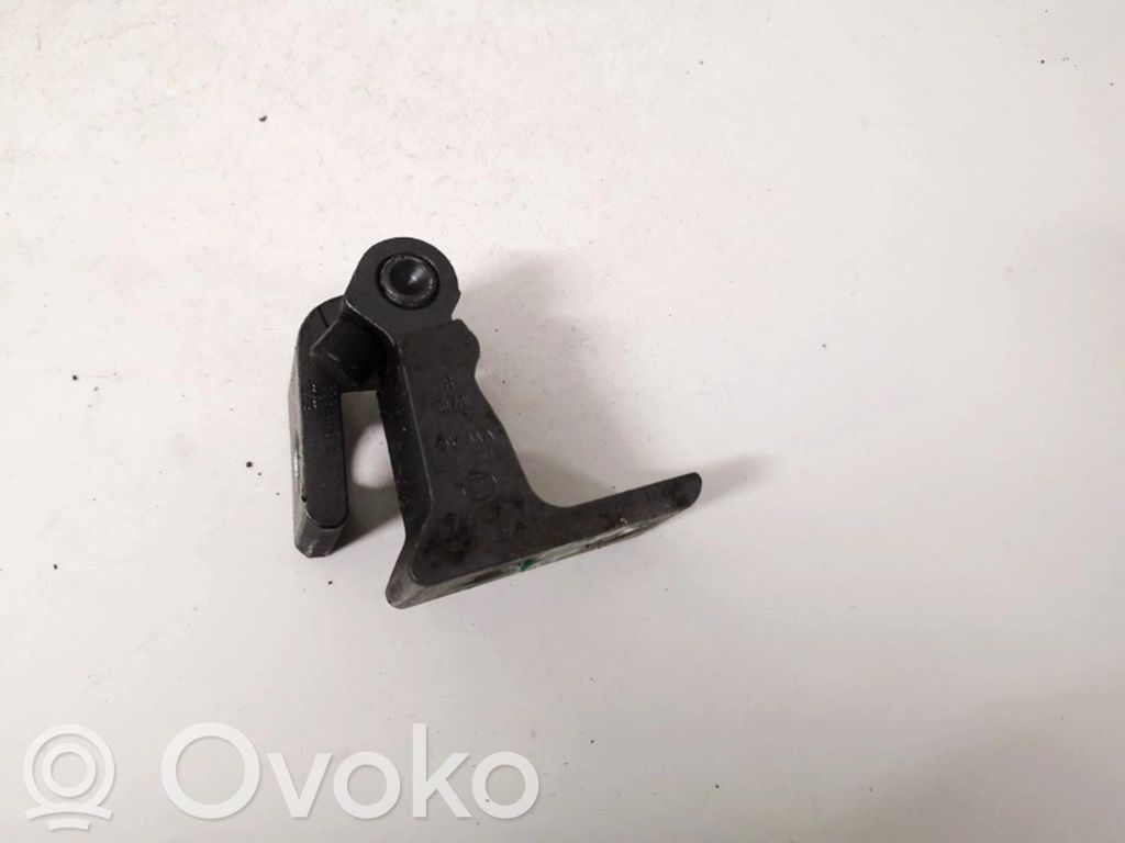 Volkswagen Tiguan Etuoven yläsarana 