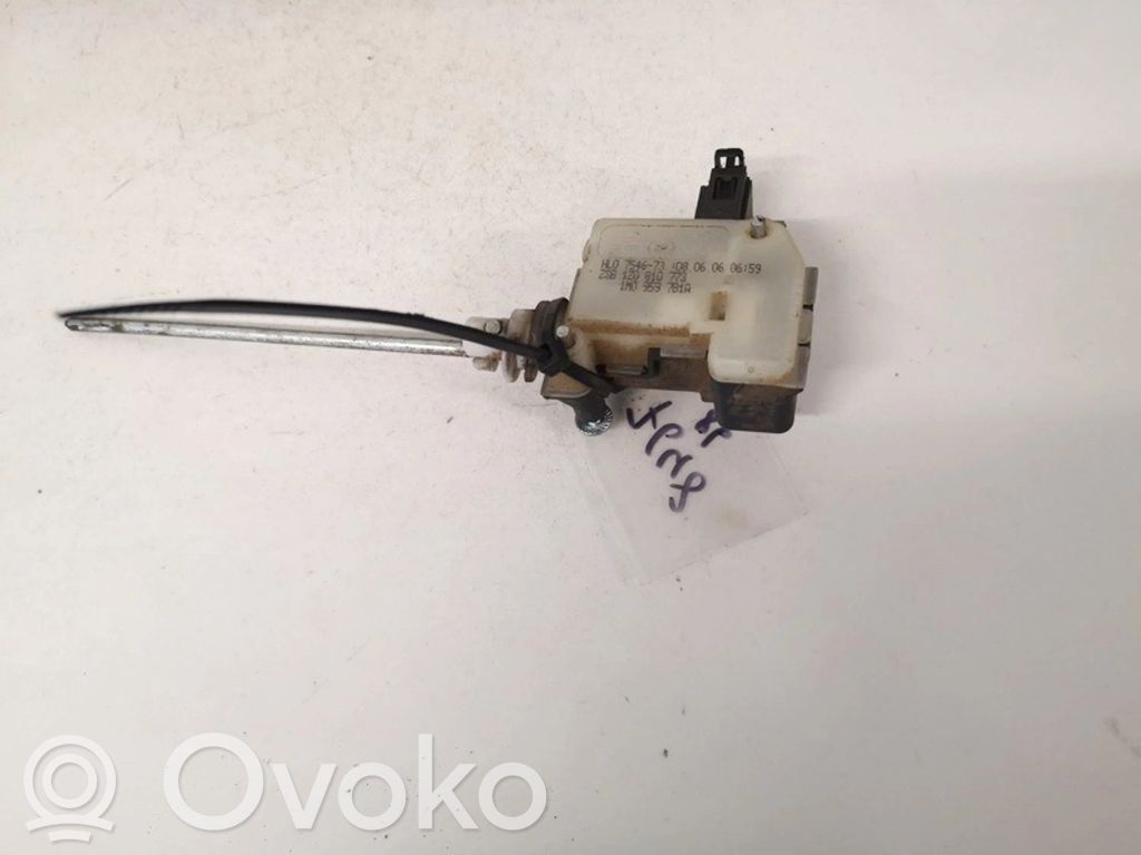 Skoda Octavia Mk2 (1Z) Motor închidere centralizată