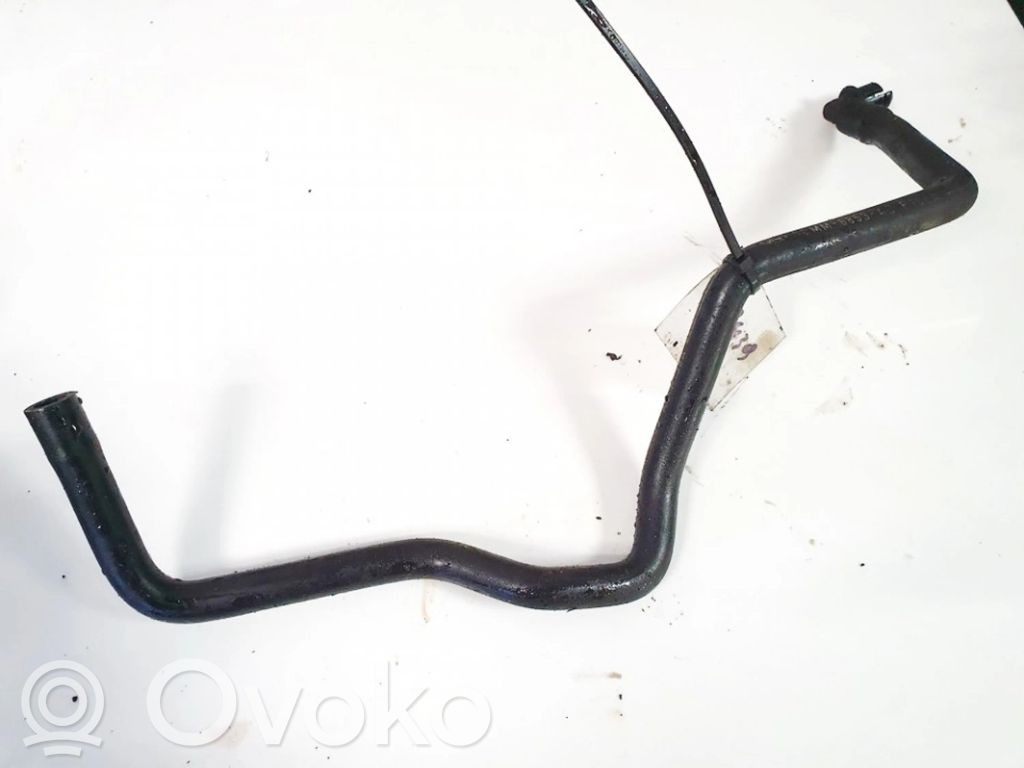 Ford Focus Tubo flessibile del liquido di raffreddamento del motore 