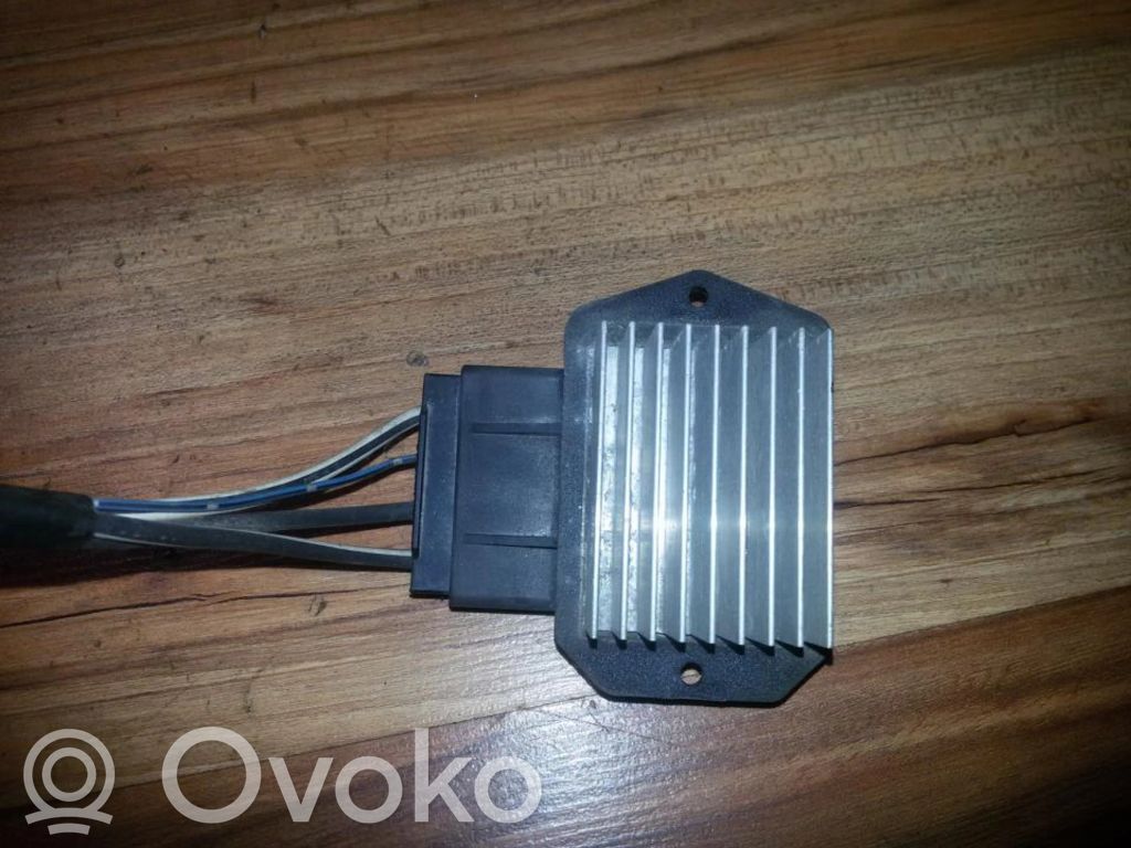 Toyota Avensis T250 Motorino ventola riscaldamento/resistenza ventola