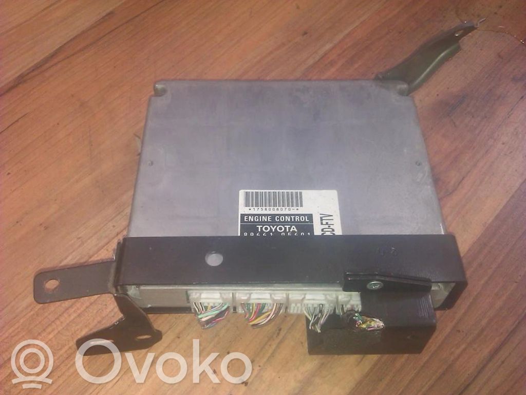 Toyota Avensis T250 Unidad de control/módulo del motor