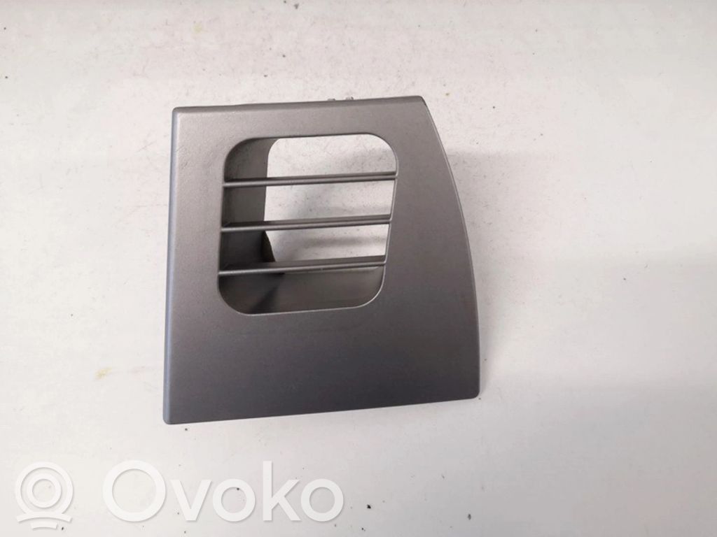 BMW 7 E65 E66 Rejilla de ventilación central del panel 