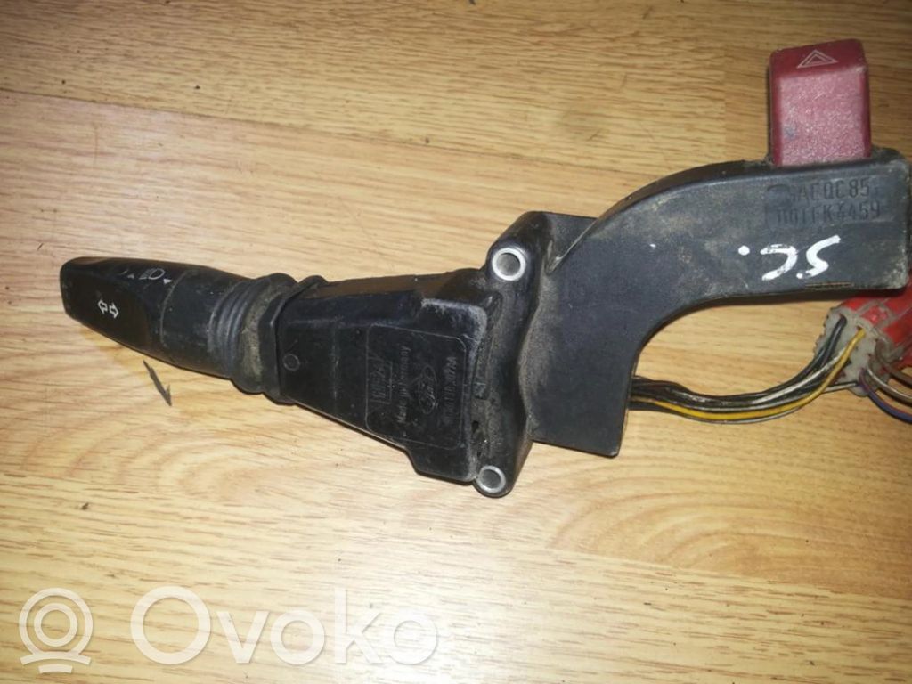 Commodo de clignotant   86GG13B302AA,86GG13B302AA