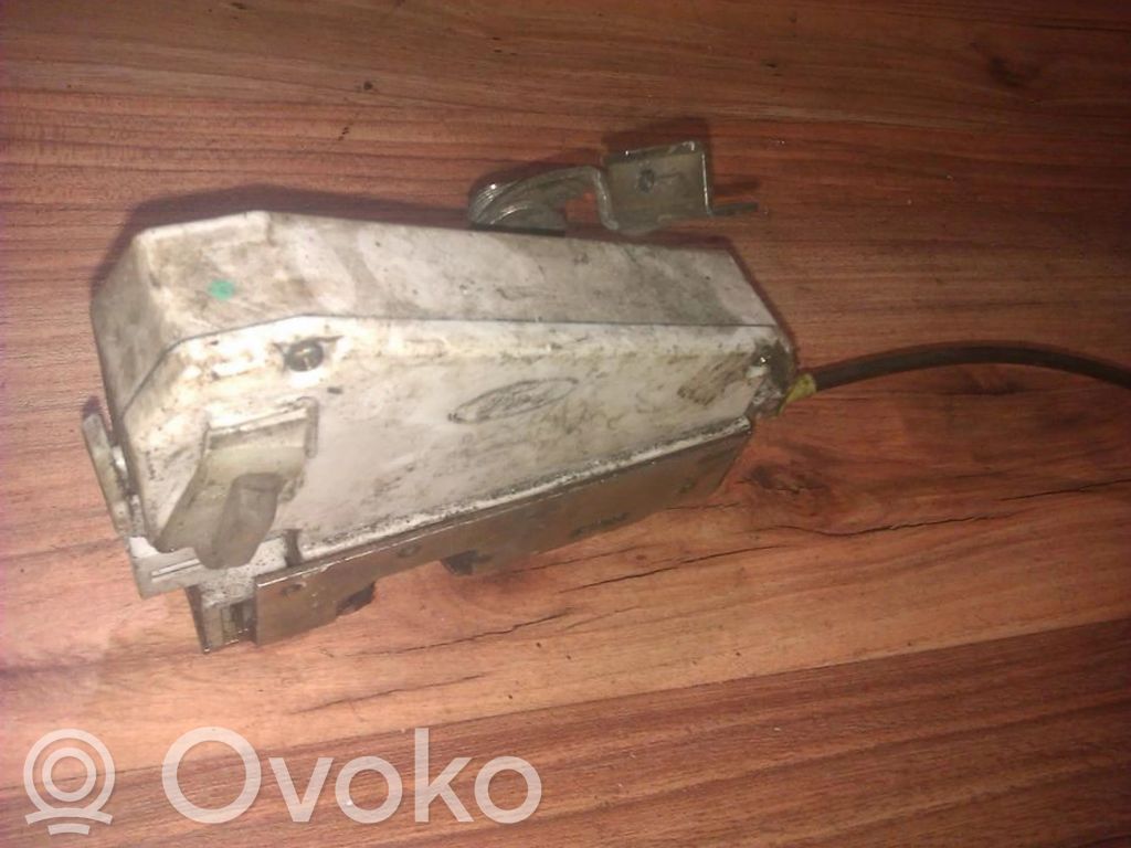 Ford Mondeo MK I Încuietoare ușă spate 