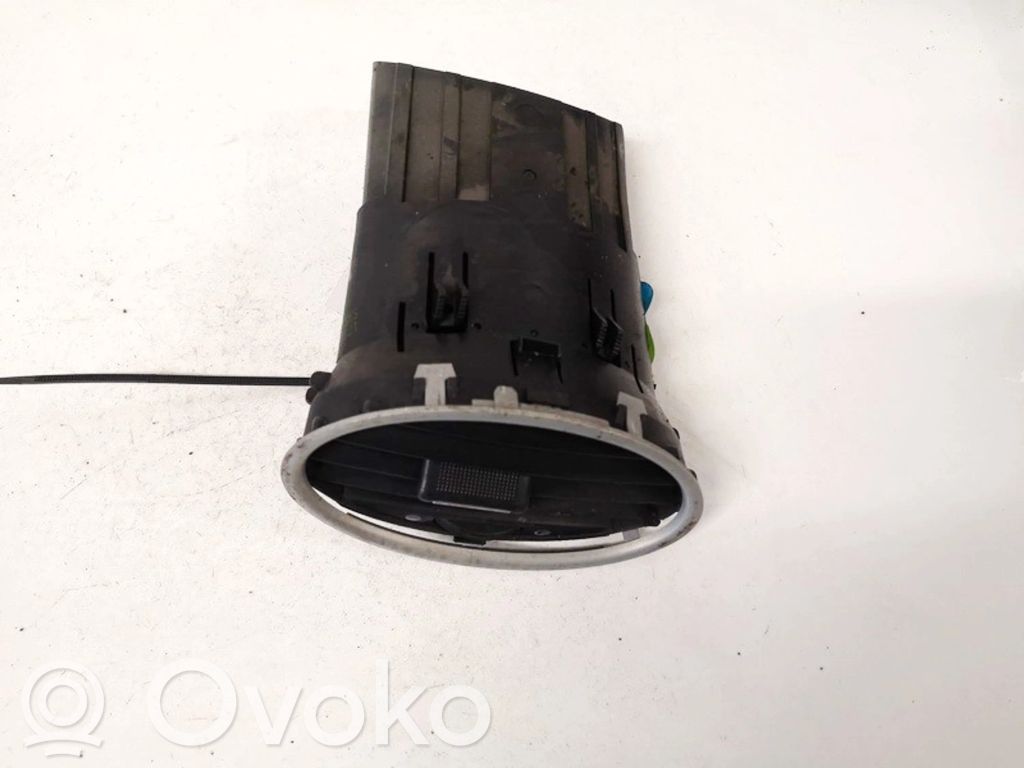Ford Focus Rejilla de ventilación central del panel 