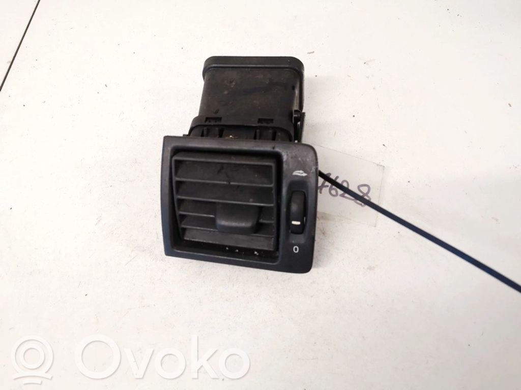 Volvo S40 Rejilla de ventilación central del panel 