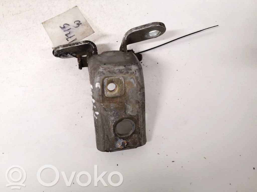 Ford Mondeo Mk III Front door upper hinge 