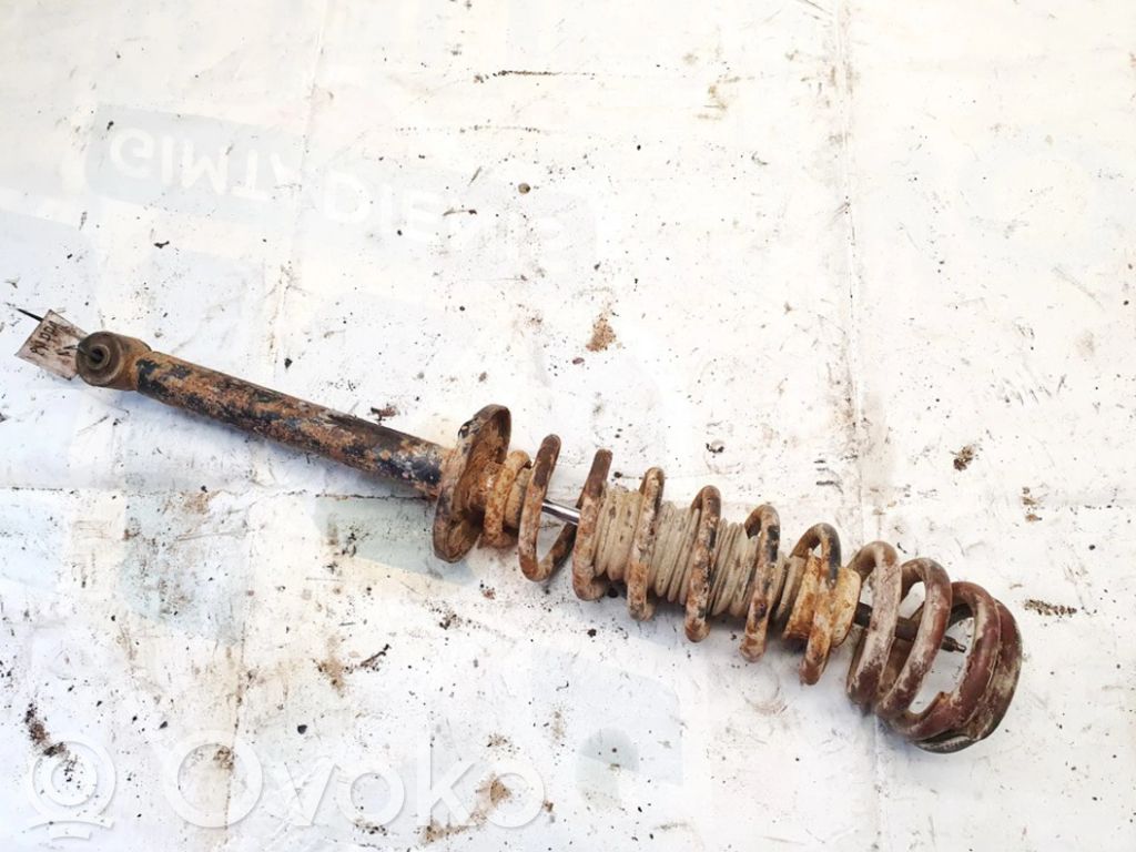 Volkswagen PASSAT B4 Amortizor spate 