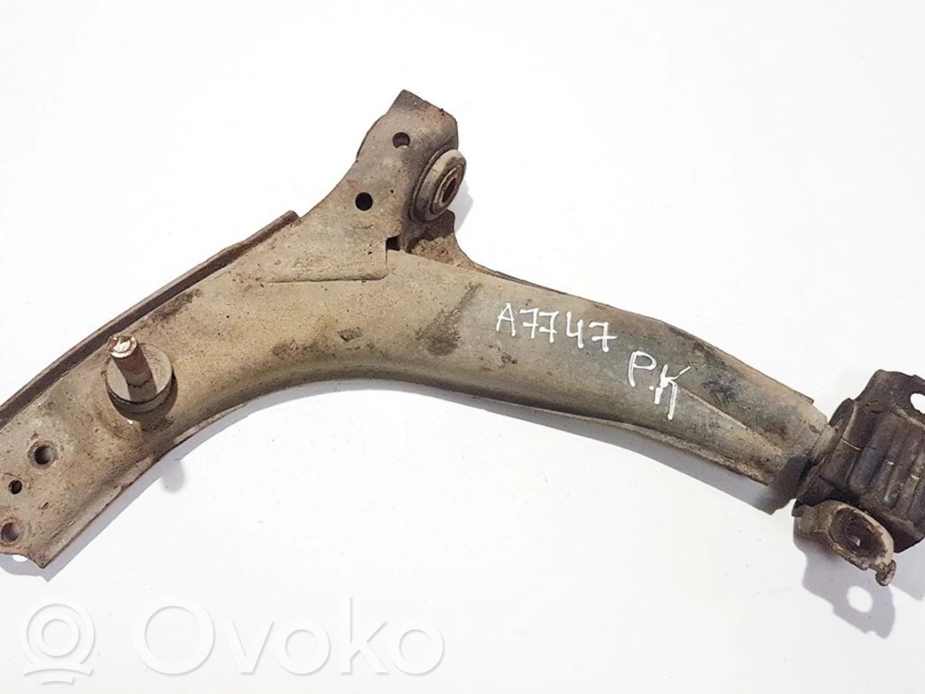 Front lower control arm/wishbone
