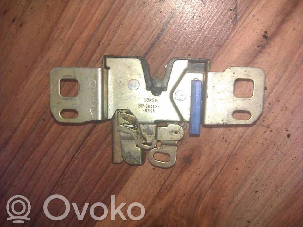 Ford Mondeo MK I Blocco/chiusura/serratura del portellone posteriore/bagagliaio